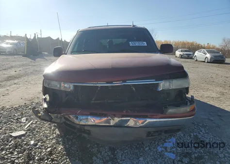 2002 Chevrolet Suburban K1500 z USA, uszkodzony, nr VIN 1GNFK16Z42J293762